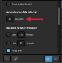 RSS graphic layer settings panel, highlighting the auto advance data interval setting, shown as set to 30 seconds.