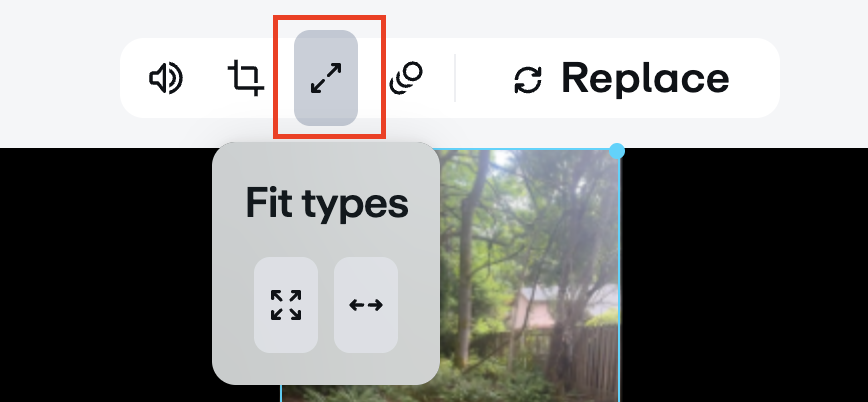 Toolbar button for adjusting the fit of video content within the canvas. Options include 'Fit' and 'Fill'.
