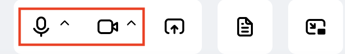 Zwei Schwarze Schaltflächen, rot umrandet, zeigen ein Mikrofon und ein Video Kamera-Symbol, jeweils mit einer Aufhebungsmarke. Rechts von ihnen befinden sich vier grauen Schaltflächen: Bildschirm freigeben, Teleprompter, Einstellungen und Herunterladen.