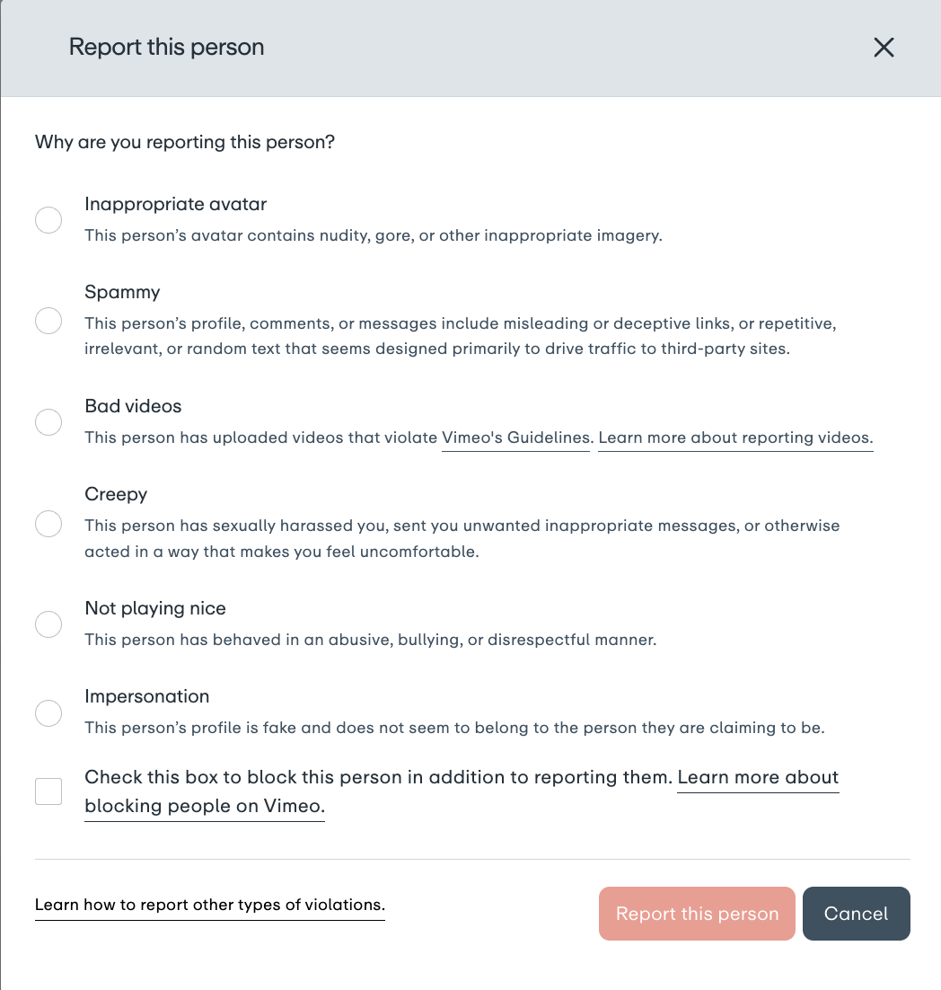 Un cuadro de diálogo con el título "Denunciar a esta persona". Enumera varios motivos para denunciar, incluidos "Avatar inapropiado", "Spammy", "Malos videos", "Espeluznante", "No juega bien" y "Suplantación de identidad". También tiene una opción para bloquear a la persona y botones para "Denunciar a esta persona" o "Cancelar".