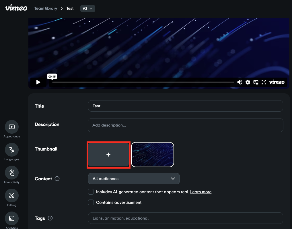 サムネイルアップロードのプラス記号アイコンが強調表示されている動画設定ページ